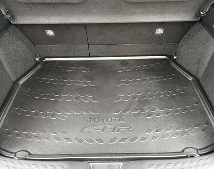 Toyota C-HR 2.0 C-HR Design HEV CVT 5dr 65