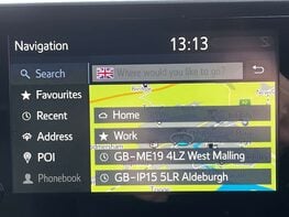 Toyota C-HR 2.0 C-HR Design HEV CVT 5dr 35