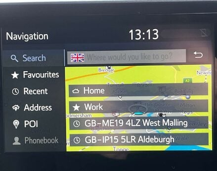 Toyota C-HR 2.0 C-HR Design HEV CVT 5dr 35