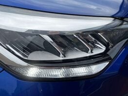 Toyota C-HR 2.0 C-HR Design HEV CVT 5dr 67