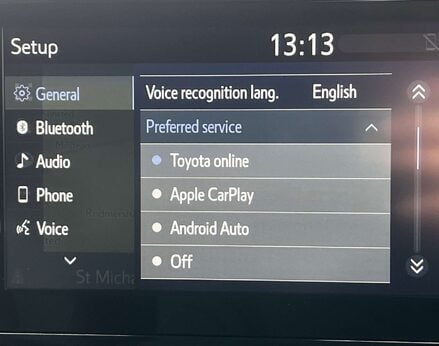 Toyota C-HR 2.0 C-HR Design HEV CVT 5dr 39