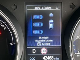 Toyota C-HR 2.0 C-HR Design HEV CVT 5dr 32