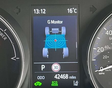 Toyota C-HR 2.0 C-HR Design HEV CVT 5dr 24