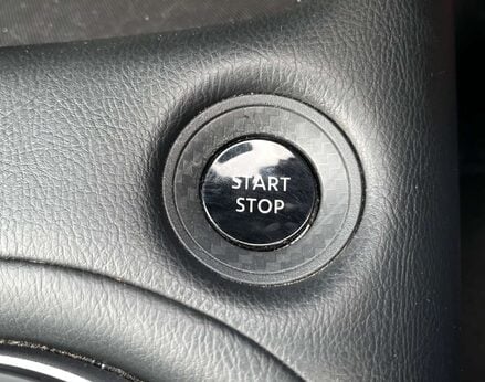 Nissan Juke 1.6 Juke Tekna HEV CVT 5dr 50