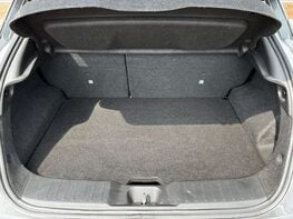 Nissan Juke 1.6 Juke Tekna HEV CVT 5dr 66