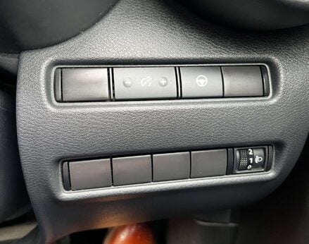 Nissan Juke 1.6 Juke Tekna HEV CVT 5dr 59