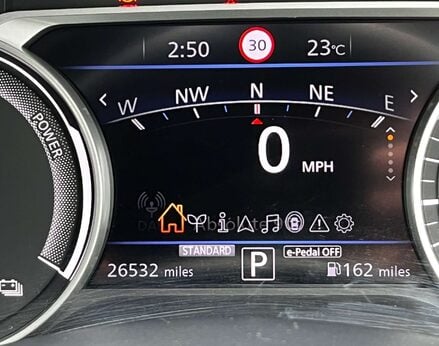 Nissan Juke 1.6 Juke Tekna HEV CVT 5dr 28