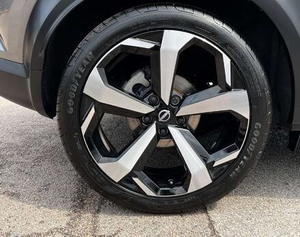 Nissan Juke 1.6 Juke Tekna HEV CVT 5dr 15