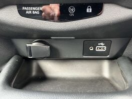 Nissan Juke 1.6 Juke Tekna HEV CVT 5dr 49