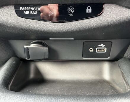 Nissan Juke 1.6 Juke Tekna HEV CVT 5dr 49