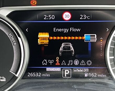 Nissan Juke 1.6 Juke Tekna HEV CVT 5dr 29