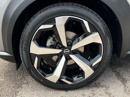 Nissan Juke 1.6 Juke Tekna HEV CVT 5dr 13