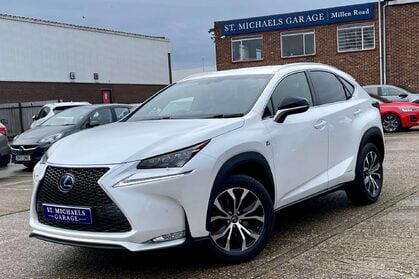 Lexus NX 2.5 NX 300h F Sport CVT 4WD 5dr