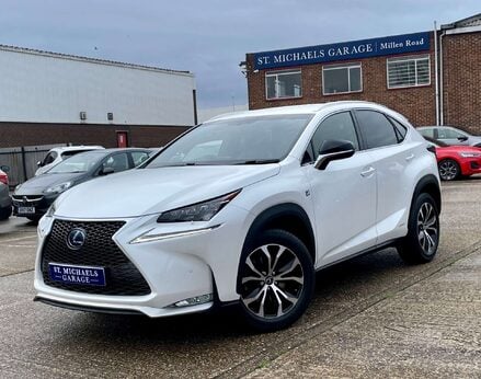 Lexus NX 2.5 NX 300h F Sport CVT 4WD 5dr 1