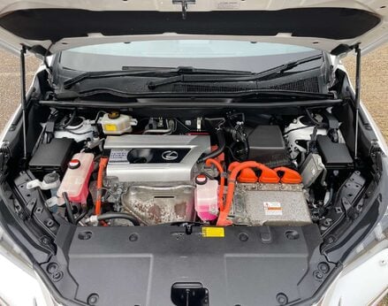 Lexus NX 2.5 NX 300h F Sport CVT 4WD 5dr 7