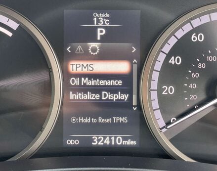 Lexus NX 2.5 NX 300h F Sport CVT 4WD 5dr 31