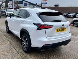 Lexus NX 2.5 NX 300h F Sport CVT 4WD 5dr 9