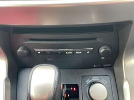 Lexus NX 2.5 NX 300h F Sport CVT 4WD 5dr 51