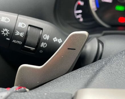 Lexus NX 2.5 NX 300h F Sport CVT 4WD 5dr 62