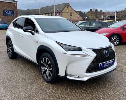 Lexus NX 2.5 NX 300h F Sport CVT 4WD 5dr 4