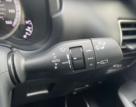 Lexus NX 2.5 NX 300h F Sport CVT 4WD 5dr 61