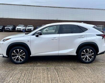 Lexus NX 2.5 NX 300h F Sport CVT 4WD 5dr 11