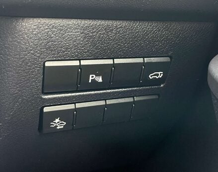 Lexus NX 2.5 NX 300h F Sport CVT 4WD 5dr 65