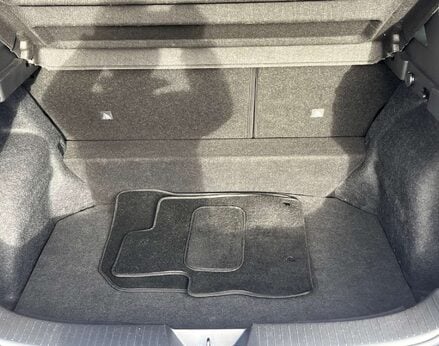 Nissan Qashqai 1.3 Qashqai Acenta Premium T MHEV CVT 5dr 76