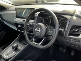 Nissan Qashqai 1.3 Qashqai Acenta Premium T MHEV CVT 5dr 18