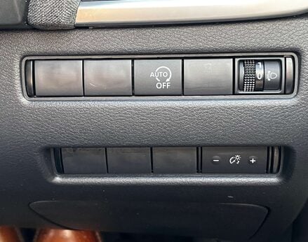 Nissan Qashqai 1.3 Qashqai Acenta Premium T MHEV CVT 5dr 68