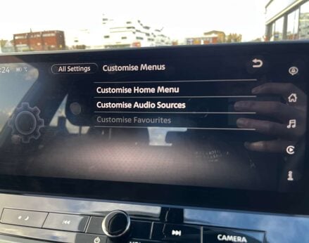 Nissan Qashqai 1.3 Qashqai Acenta Premium T MHEV CVT 5dr 52