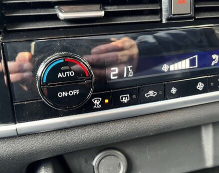 Nissan Qashqai 1.3 Qashqai Acenta Premium T MHEV CVT 5dr 55