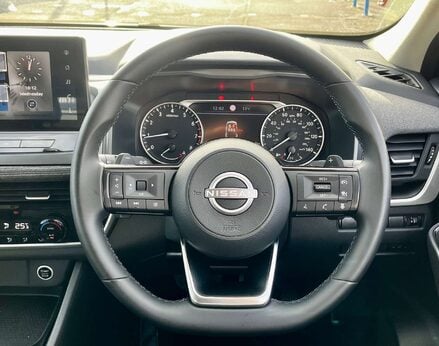 Nissan Qashqai 1.3 Qashqai Acenta Premium T MHEV CVT 5dr 20