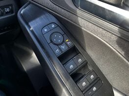 Nissan Qashqai 1.3 Qashqai Acenta Premium T MHEV CVT 5dr 70