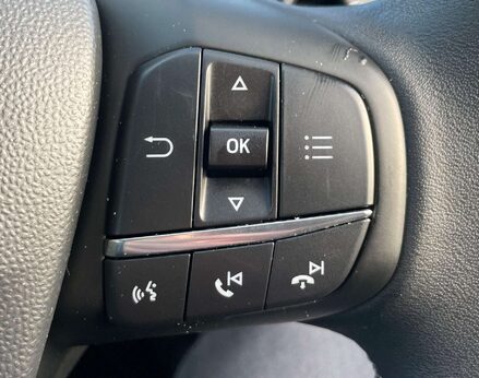 Ford Fiesta 1.0 Fiesta Active X T Auto 5dr 50