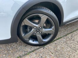 Ford Fiesta 1.0 Fiesta Active X T Auto 5dr 3