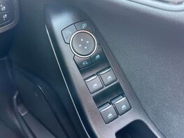 Ford Fiesta 1.0 Fiesta Active X T Auto 5dr 56