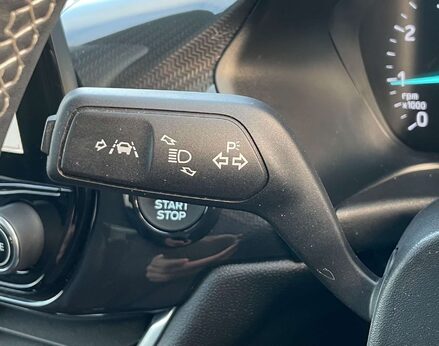 Ford Fiesta 1.0 Fiesta Active X T Auto 5dr 53