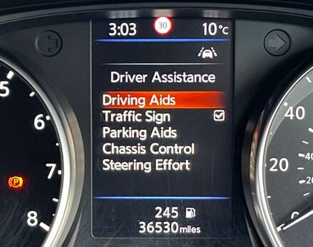 Nissan Qashqai 1.3 Qashqai N-Motion DiG-T 5dr 36