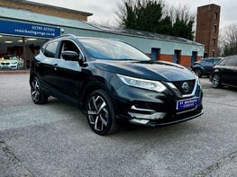 Nissan Qashqai 1.3 Qashqai N-Motion DiG-T 5dr 4