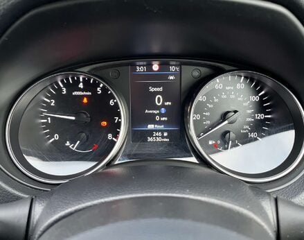 Nissan Qashqai 1.3 Qashqai N-Motion DiG-T 5dr 21