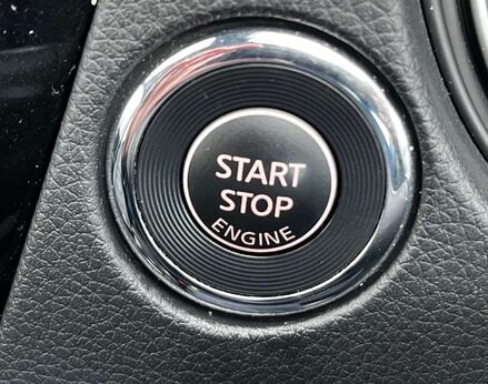 Nissan Qashqai 1.3 Qashqai N-Motion DiG-T 5dr 55