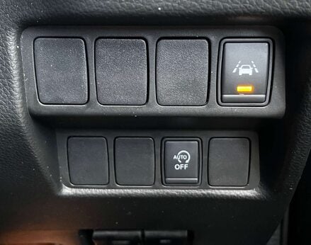 Nissan Qashqai 1.3 Qashqai N-Motion DiG-T 5dr 60