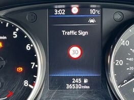 Nissan Qashqai 1.3 Qashqai N-Motion DiG-T 5dr 25