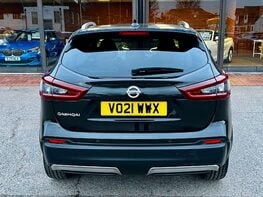 Nissan Qashqai 1.3 Qashqai N-Motion DiG-T 5dr 6