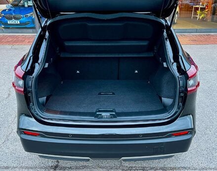 Nissan Qashqai 1.3 Qashqai N-Motion DiG-T 5dr 67