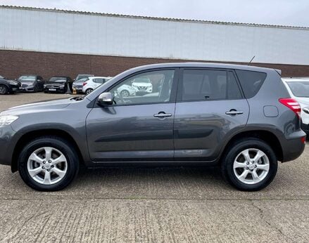 Toyota Rav4 2.2 RAV4 XT-R D-4D 4WD 5dr 11