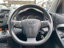 Toyota Rav4 2.2 RAV4 XT-R D-4D 4WD 5dr 19
