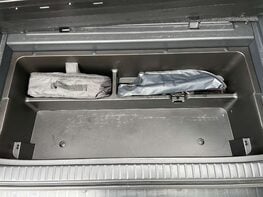 Toyota Rav4 2.2 RAV4 XT-R D-4D 4WD 5dr 45