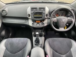 Toyota Rav4 2.2 RAV4 XT-R D-4D 4WD 5dr 2